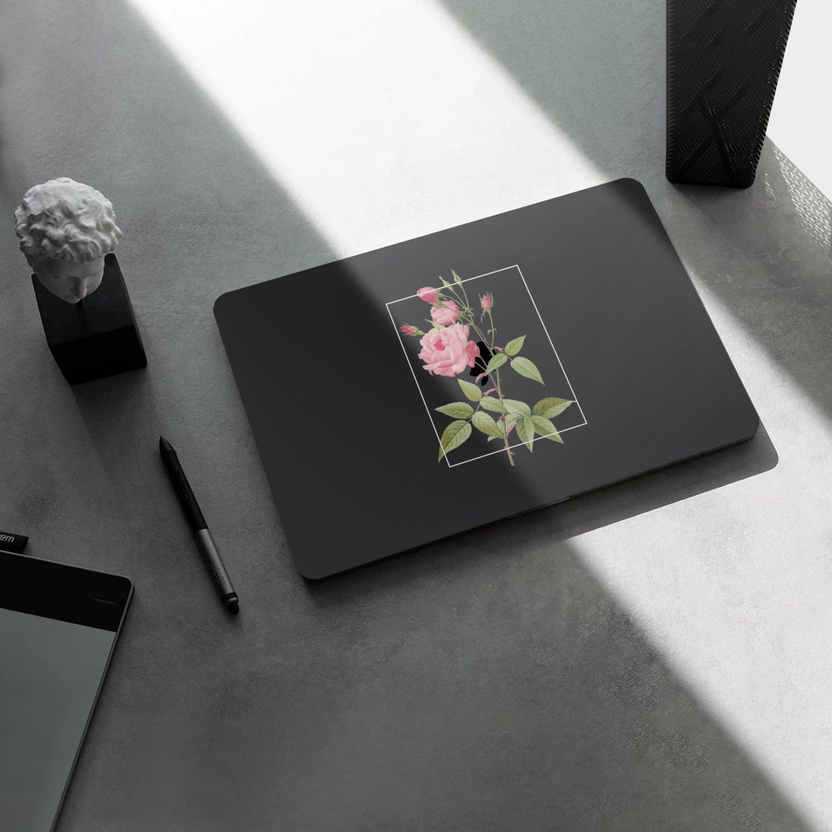 MacBook Pro 13-inch (Intel, M1–M2) Botanical Gallery Case - Hard Shell | Venture Series